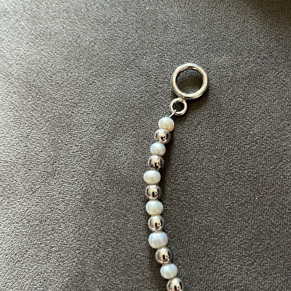Silpada sterling silver with pearls toggle bracelet 8 inches long - Picture 4 of 5